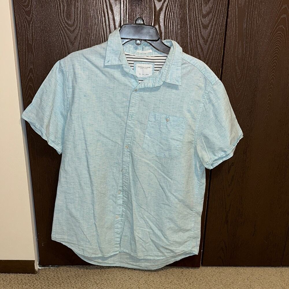 Denim & Flower Sky Blue Button Down Shirt - size L
